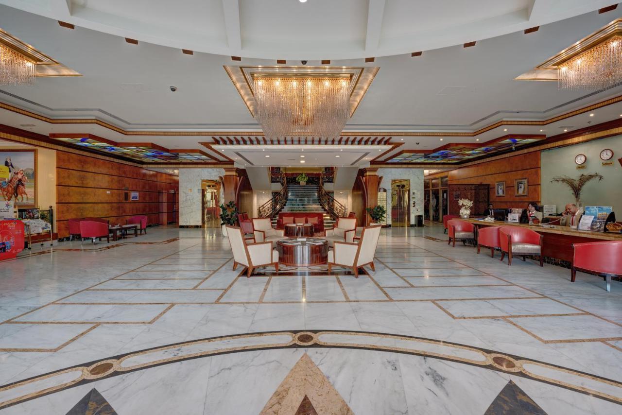 Sahara Beach Resort & Spa Sardzsa Kültér fotó Lobby