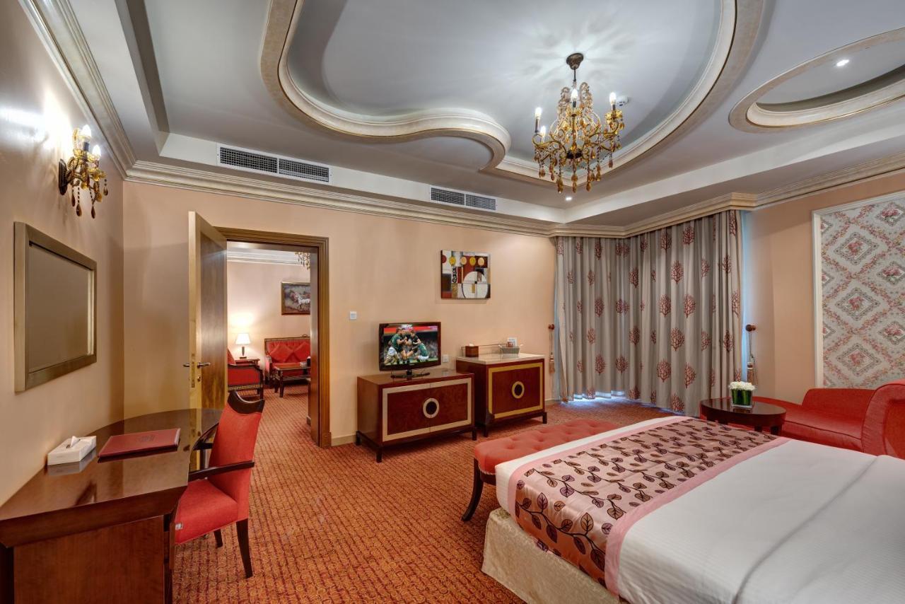 Sahara Beach Resort & Spa Sardzsa Kültér fotó Suite