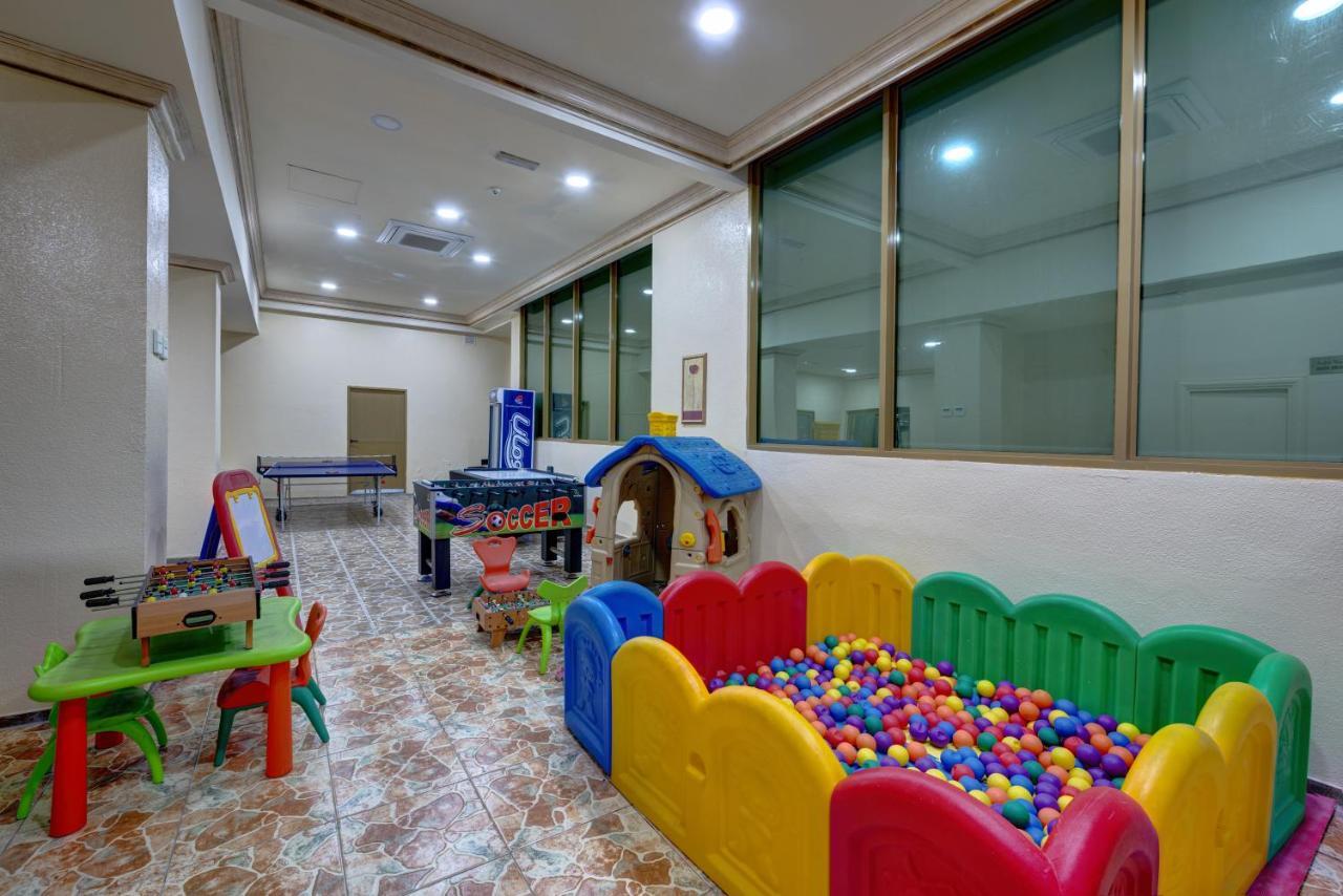 Sahara Beach Resort & Spa Sardzsa Kültér fotó The Children's Hospital at the King Hussein Cancer Center